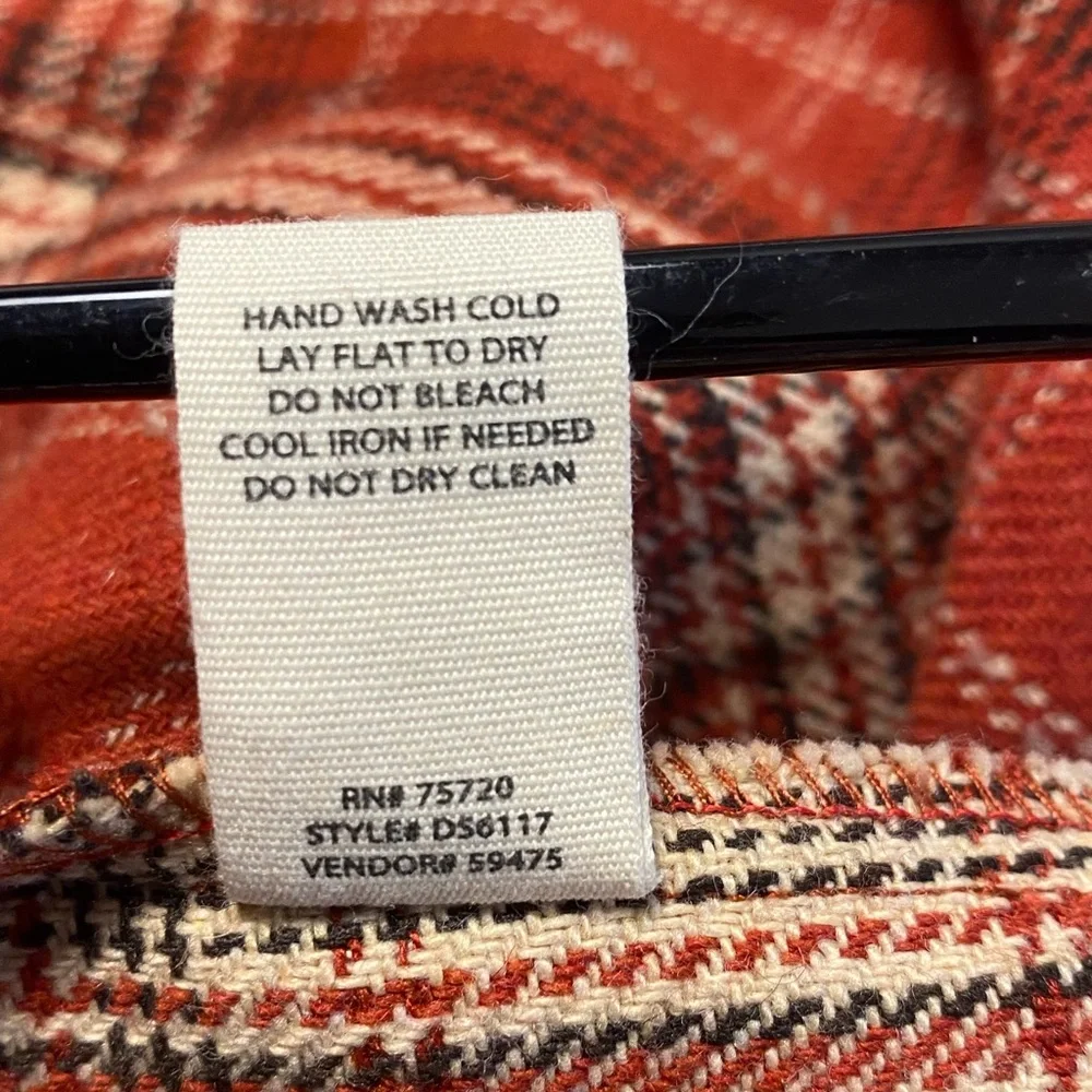 Gilded Intent Flannel Hooded Shacket Sz Small Women’s Pockets Zipper and Button